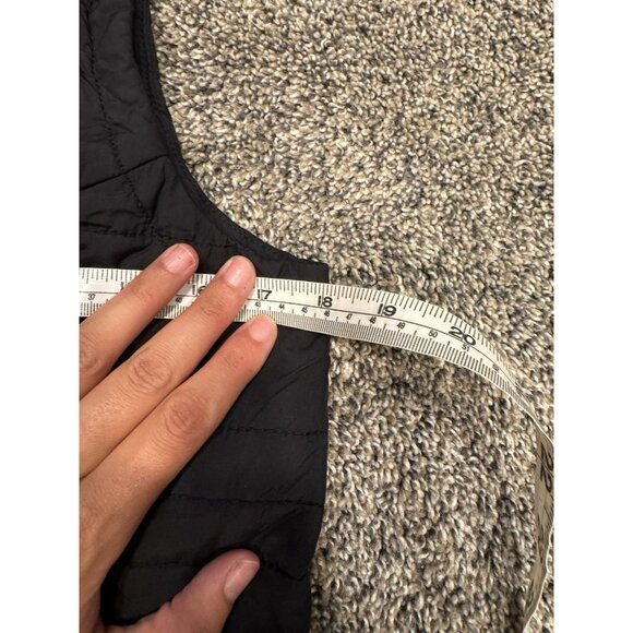 The North Face Women’s Black Vest Small EUC - Picture 4 of 5